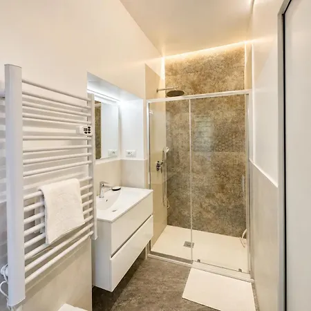 Monolatino Apartman
